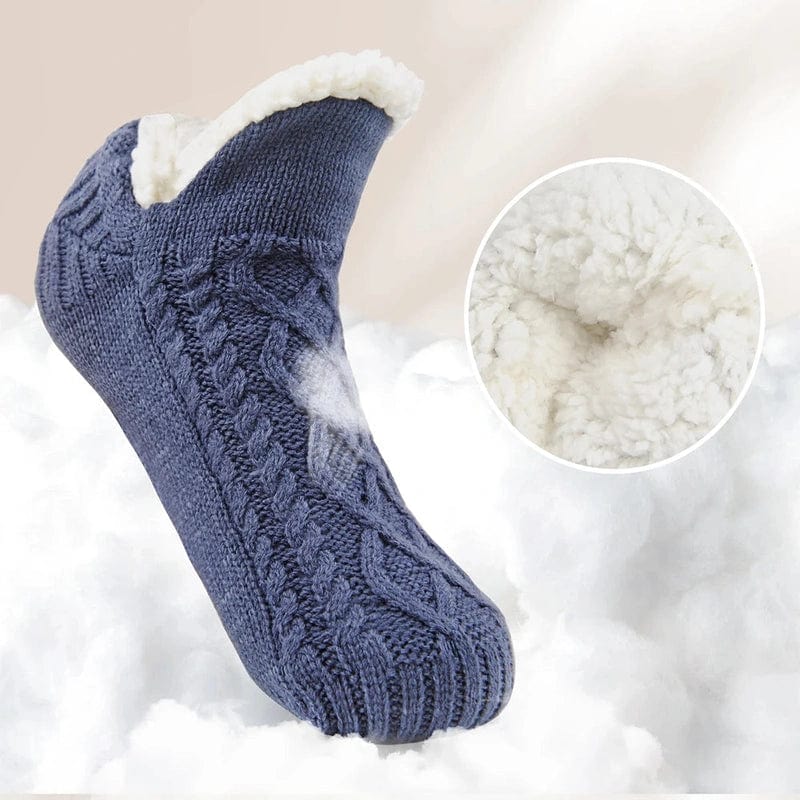 Indulge in Comfort: Fluffy and Fuzzy, Our Thermal Men's Slipper Socks are Winter Essentials