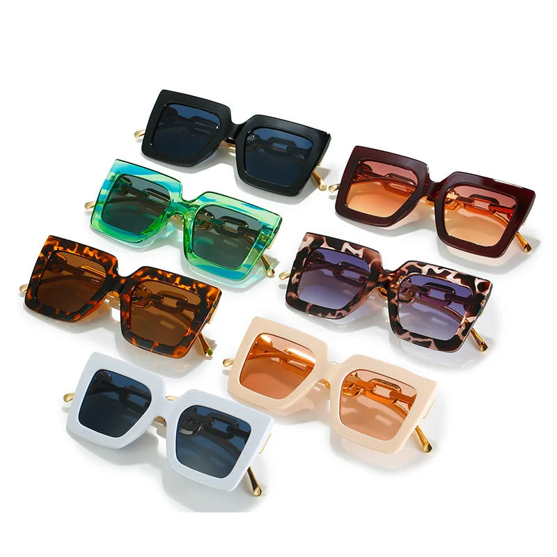 Square Glasses Chain Leg Sunglasses: Trendy Oversized Eyewear for Fashionable Women