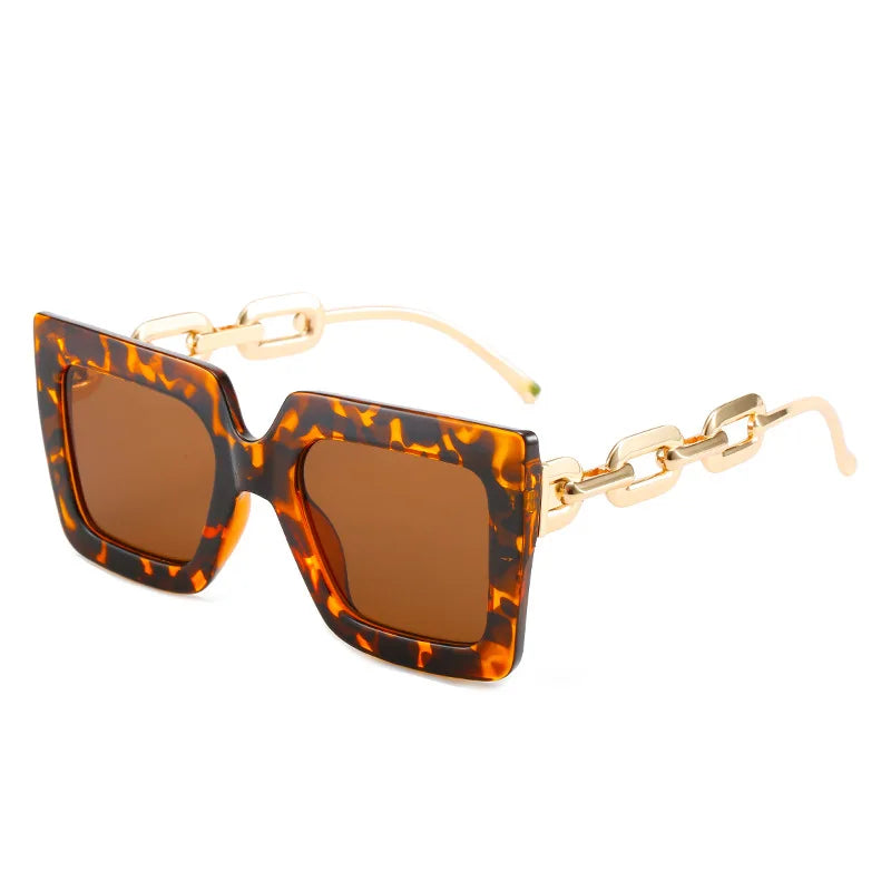 Square Glasses Chain Leg Sunglasses: Trendy Oversized Eyewear for Fashionable Women