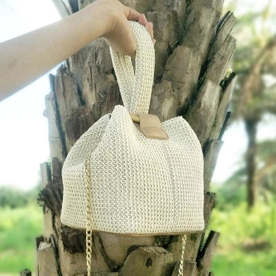 Fashion Shoulder Straw Bags - Unique Knit Design with Floral Decorations