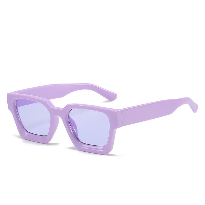 Square Frame Sunglasses: Retro Chic with UV400 Protection for Women and Men