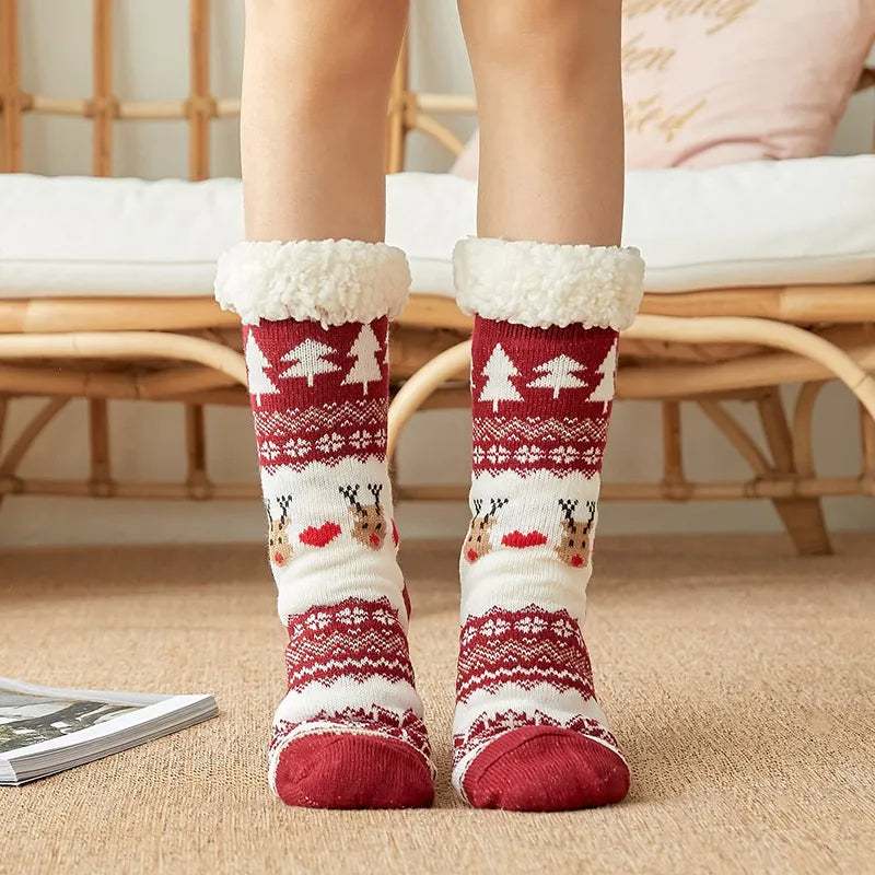 Warmth Meets Whimsy: Fuzzy Fluffy Deer, Elk, and Bear Socks – Perfect Winter Treat