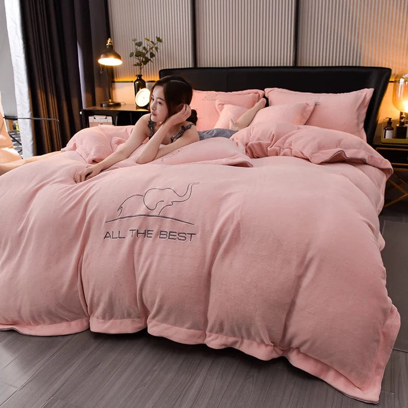 Luxury Redefined: Quality Flannel Thickening Warm Duvet Bedding Set with Custom Embroidery