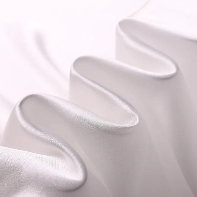 Luxury Meets Convenience: Disposable Wedding Bed Sheets in 100% Pure Silk