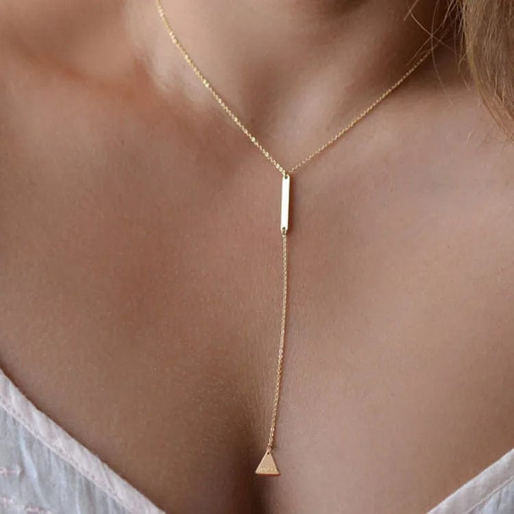 Charm Necklaces: Single Necklace Designs for Timeless Elegance