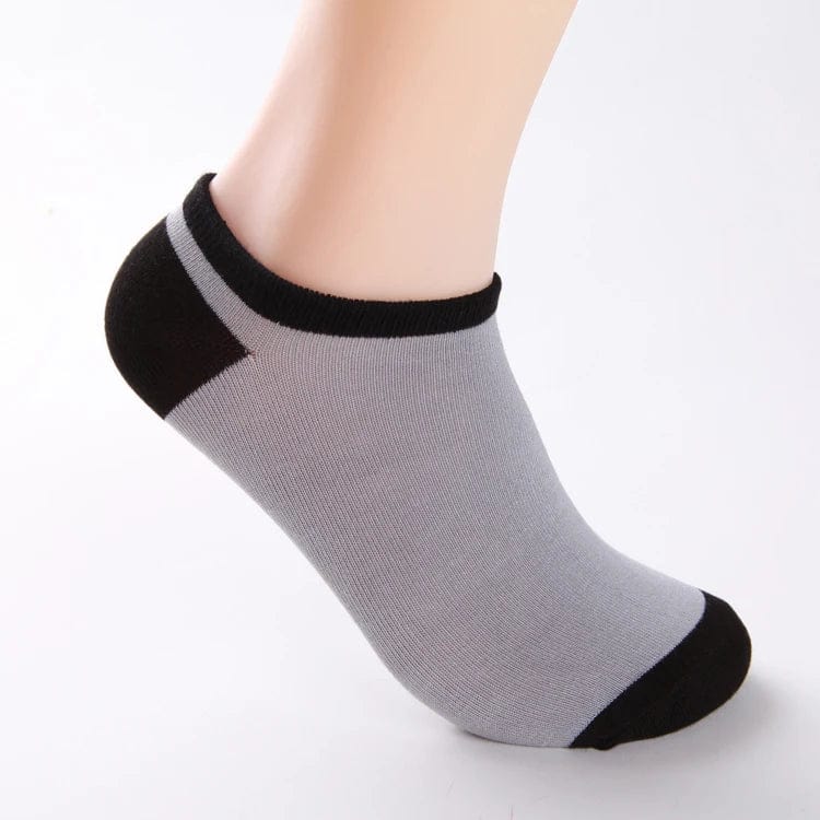 Summer Essentials: No-Show Low-Cut Bamboo Charcoal Socks – Style Meets Affordability