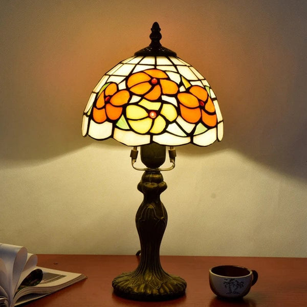 Nostalgic Radiance: 20CM Retro Tiffany Stained Glass Lamp for Creative Charm