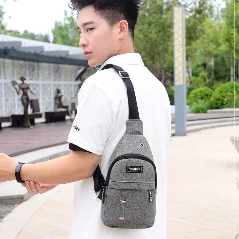 Contemporary Comfort: Single Shoulder Fashion Messenger Bag - Elevate Your Travel Experience