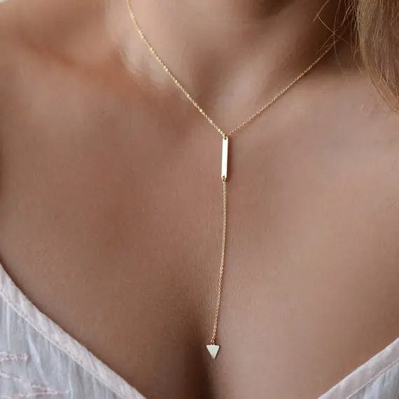 Charm Necklaces: Single Necklace Designs for Timeless Elegance