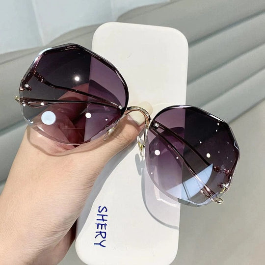 Designer Polygon Rimless Sun Glasses: Luxury Trendy Shades for Women