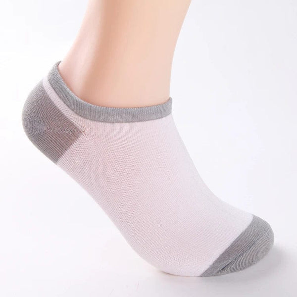 Summer Essentials: No-Show Low-Cut Bamboo Charcoal Socks – Style Meets Affordability