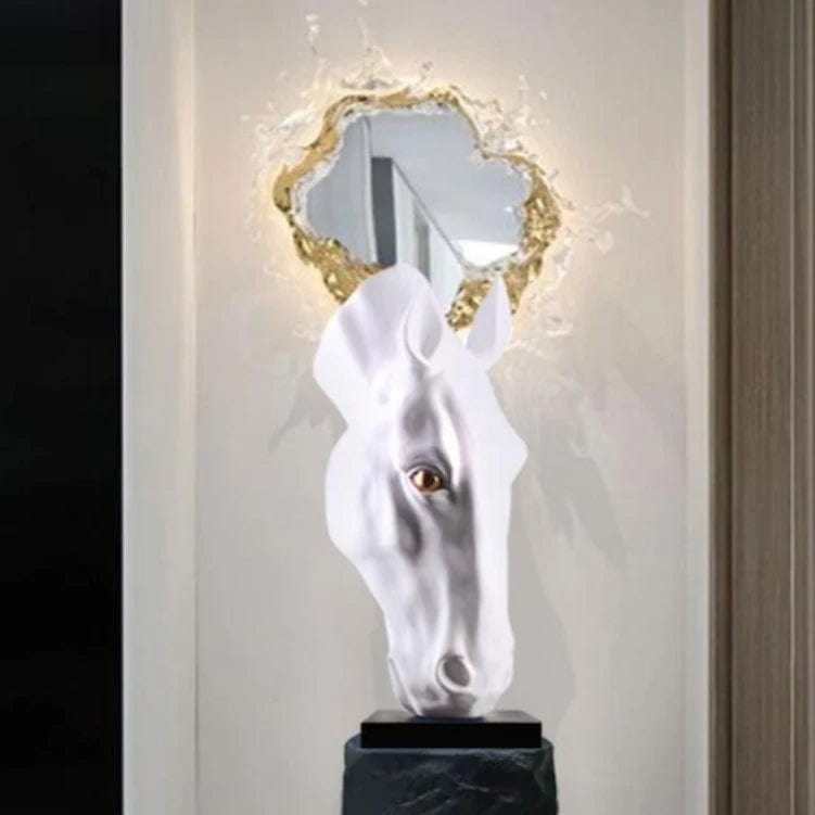 Equestrian Elegance: Yield Horse Head Decoration - A Resin Craft for Distinctive Displays