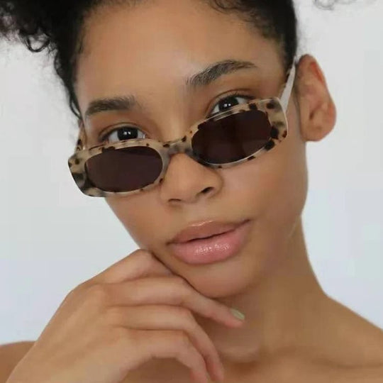 Classic Retro Trend: DL Glasses - Vintage Small Rectangle Sunglasses for Stylish Ladies