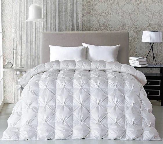 Plush Serenity: Experience Opulent Rest with GAGA's 60% White Duck Down Comforter Quilt