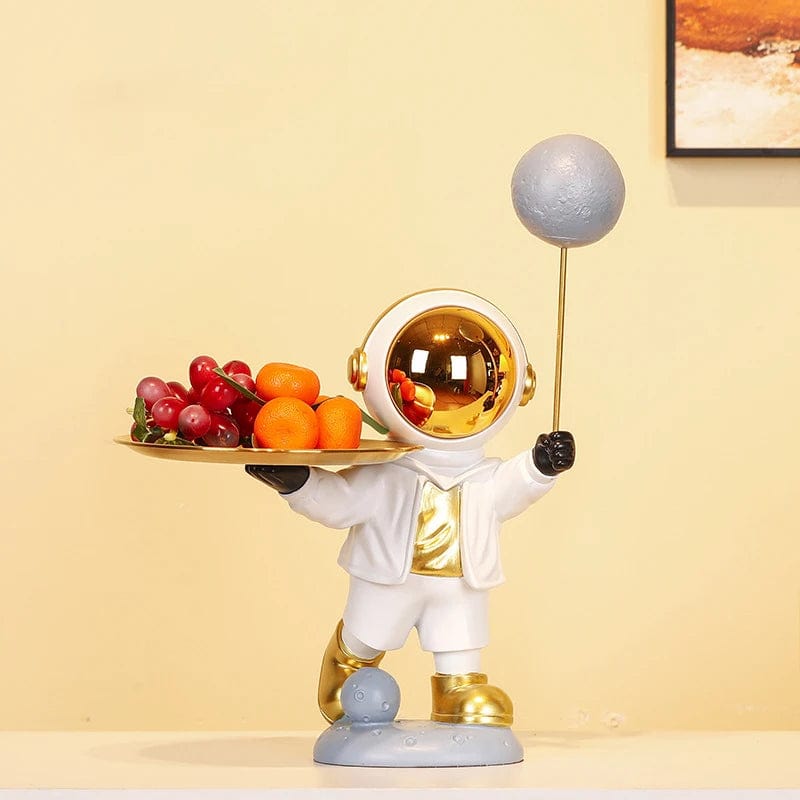 Reach for the Stars: Nordic Modern Astronaut Sculpture for Captivating Home Decor