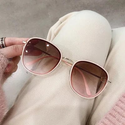 Fashionable Vintage Classic Unisex Sunglasses for Ladies: Trendy and Luxury Eyewear