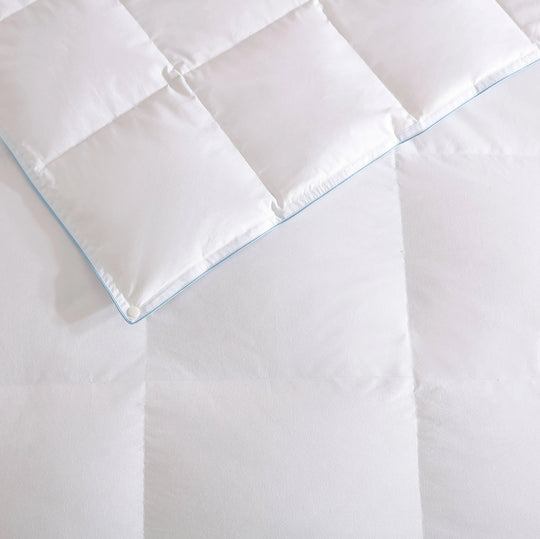 Plush Serenity: Experience Opulent Rest with GAGA's 60% White Duck Down Comforter Quilt